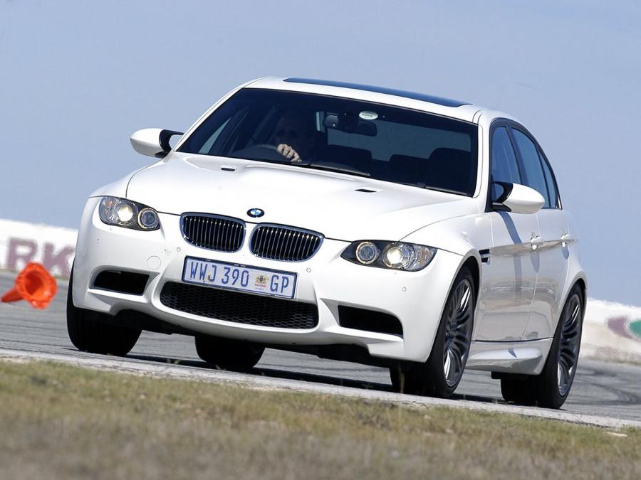  BMW M3 Sedan 2008 года  (ZA) (фото 9 из 10)